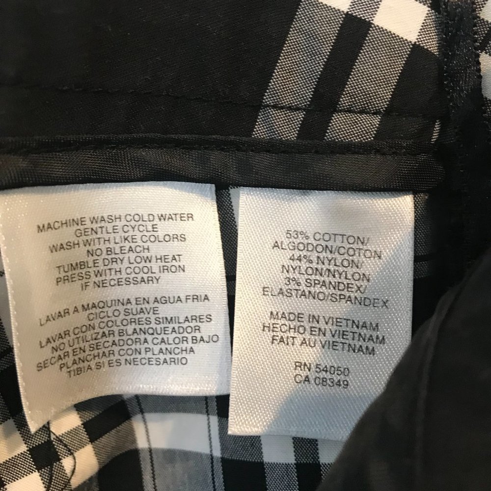 Jones New York Stretch Capris - Picture 8 of 8